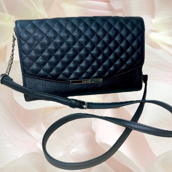 Nine West Black Quilted Faux
Leather Crossbody Purse - Picture 13 of 13